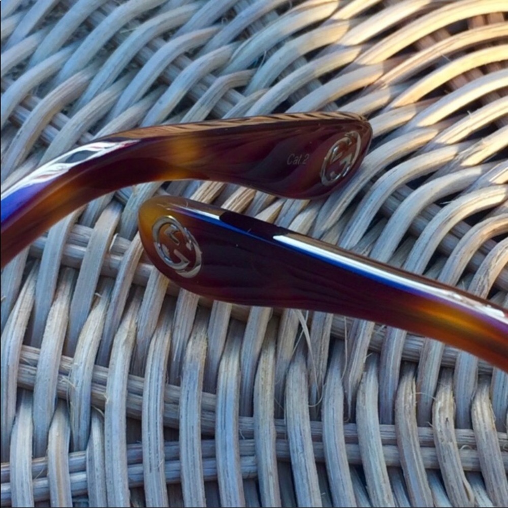 New Authentic Gucci Tortoiseshell Sunglasses - image 6